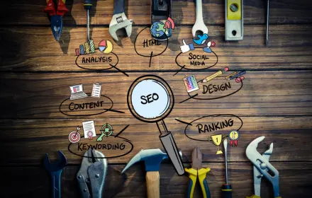 Freelance SEO Expert in UAE helping businesses improve Google rankings and organic traffic